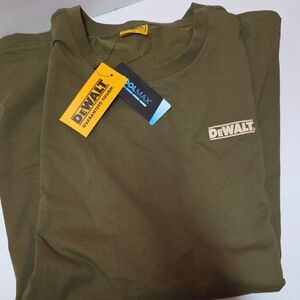 DEWALT Men's Short Sleeve T-Shirt in Olive Green